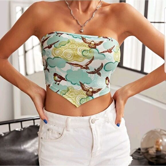 crop top  - Picture 16 of 16